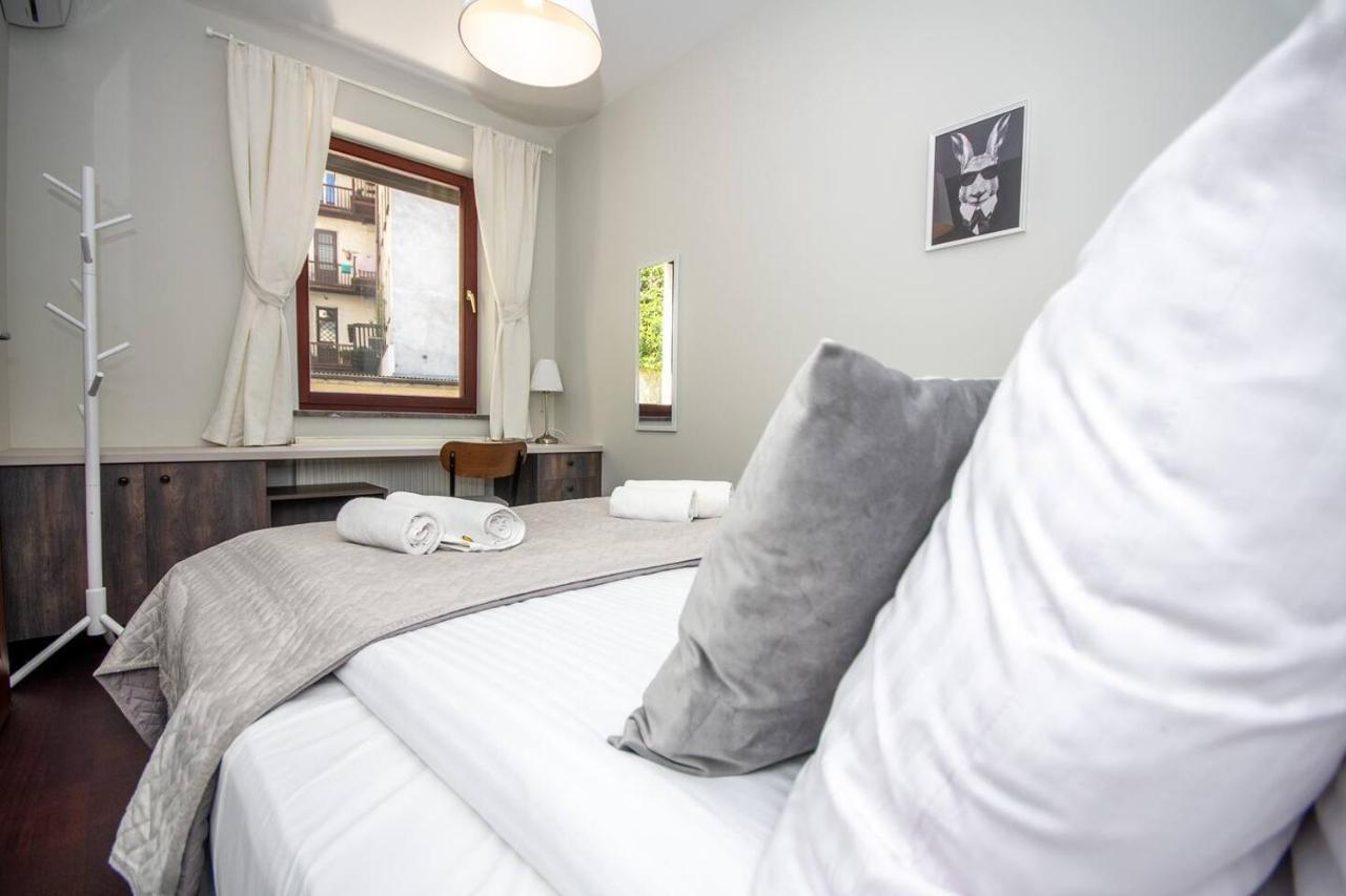 Inpoint 2-Bedrooms Apartment With Private Garden And Free Parking Krakow Ngoại thất bức ảnh